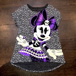 Girls Disney tee shirt. Size L